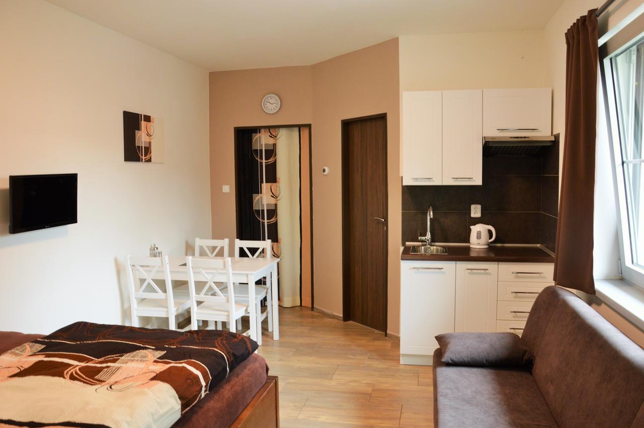 Apartmany Polevsko Eksteriør billede